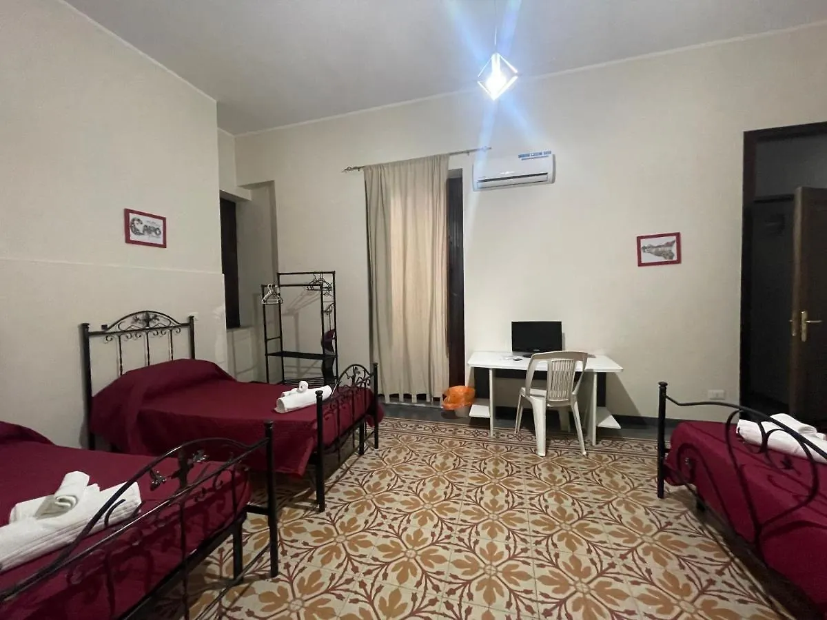 Maya Palace Real Rooms Palermo Centre Close To Cathedral Италия